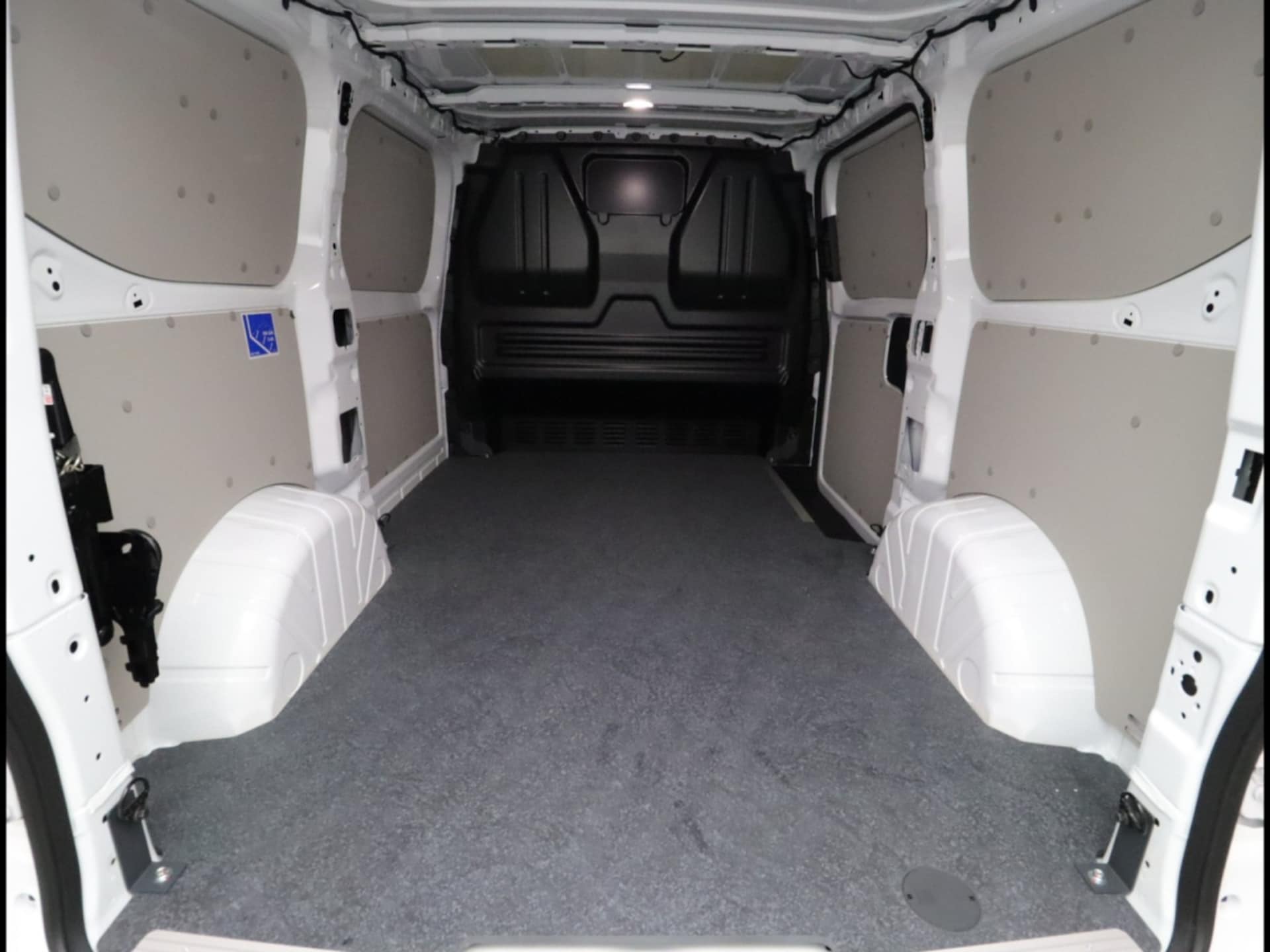 Volkswagen Transporter Kasten kurzer Radstand