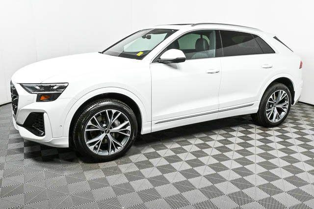 2025 Audi Q8