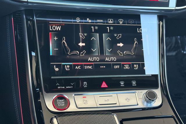 2025 Audi S8 Base - Photo 18