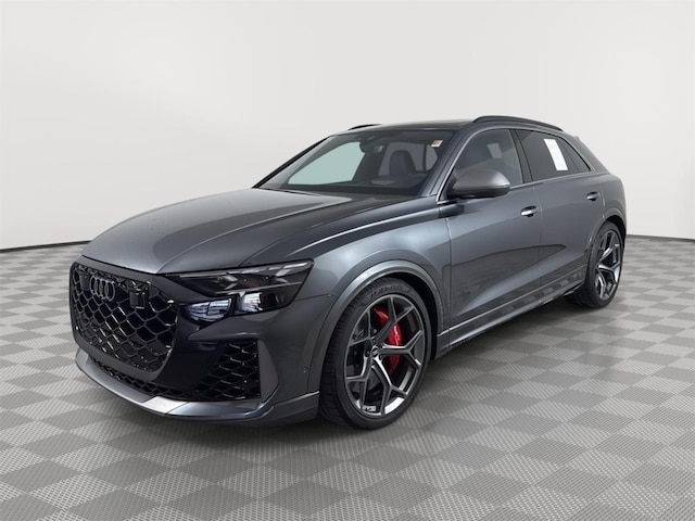 2025 Audi RS Q8 SUV performance
