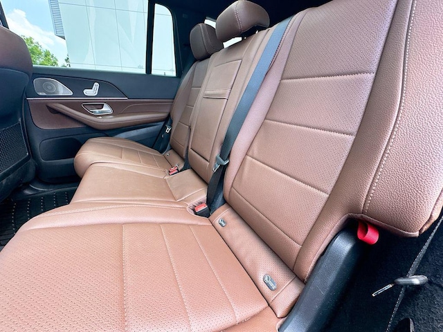 2024 Mercedes-Benz GLS 450
