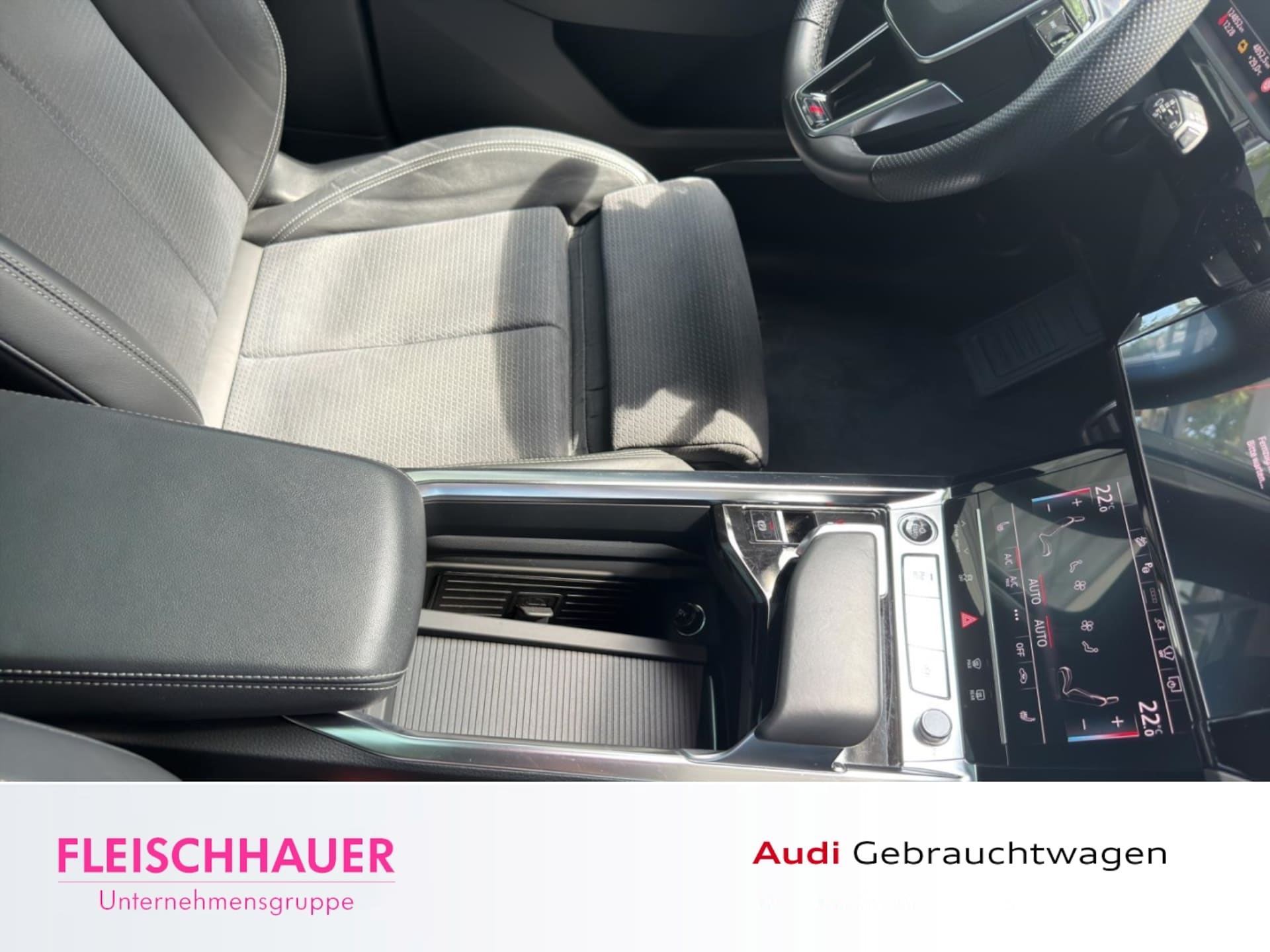 Audi Q8 e-tron S line