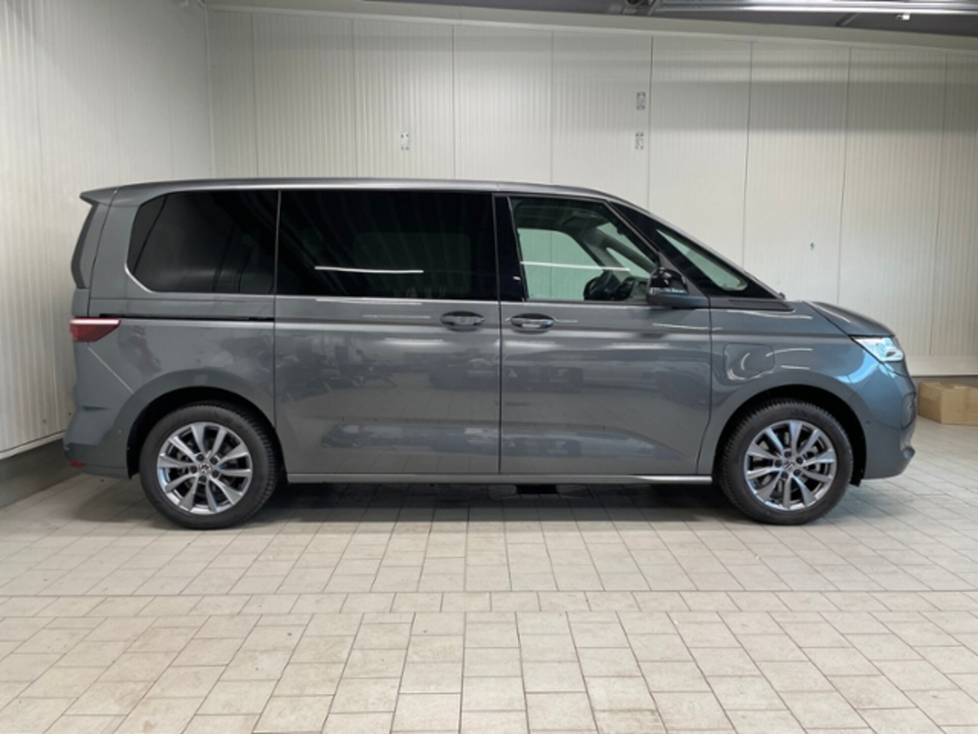 Volkswagen Multivan Life