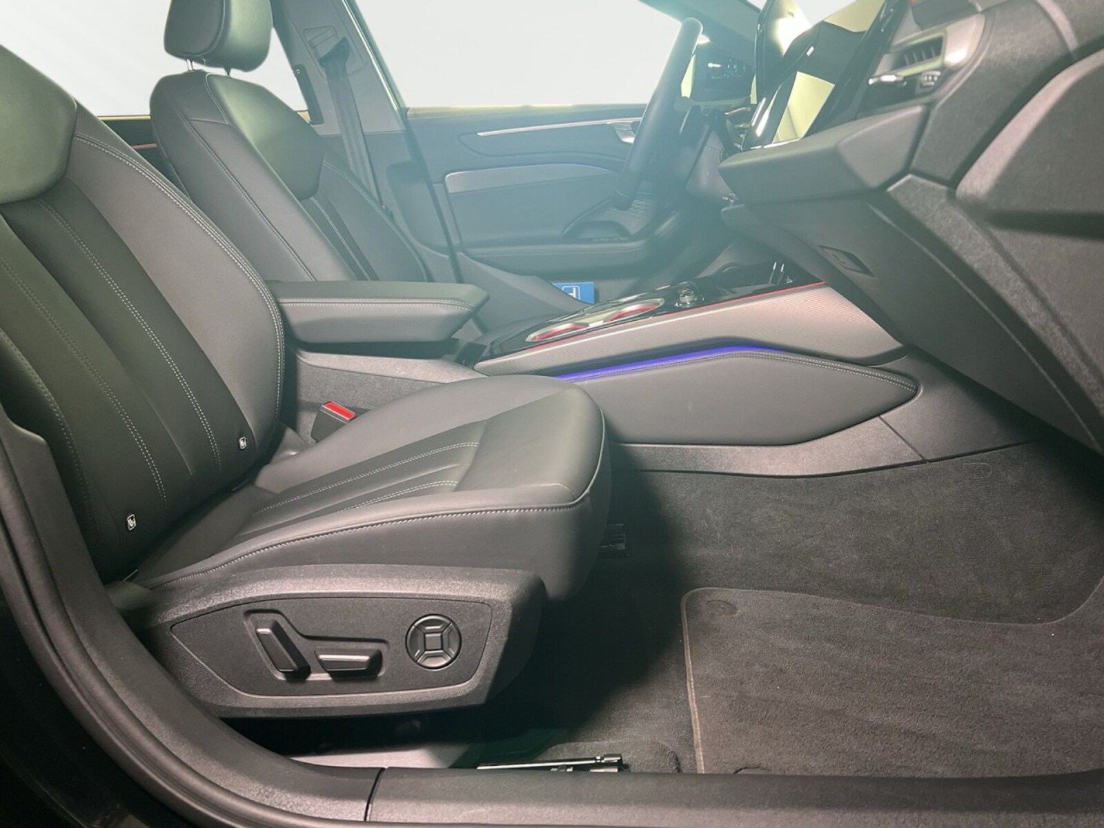 Audi A6 Avant – Bild 9