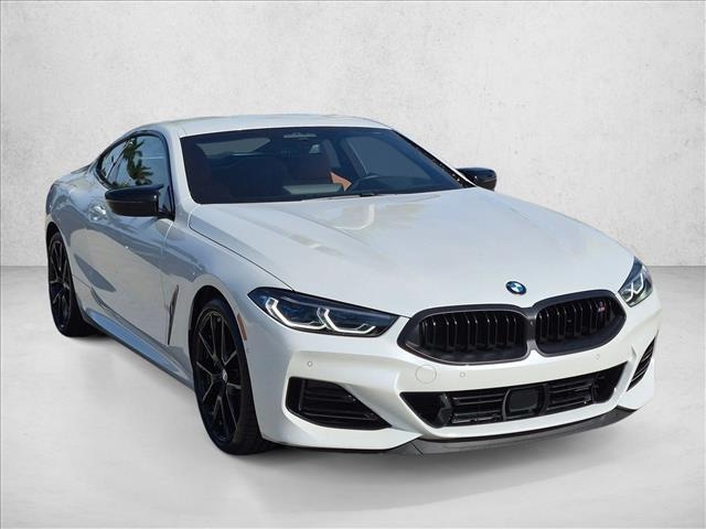 2026 BMW M850i