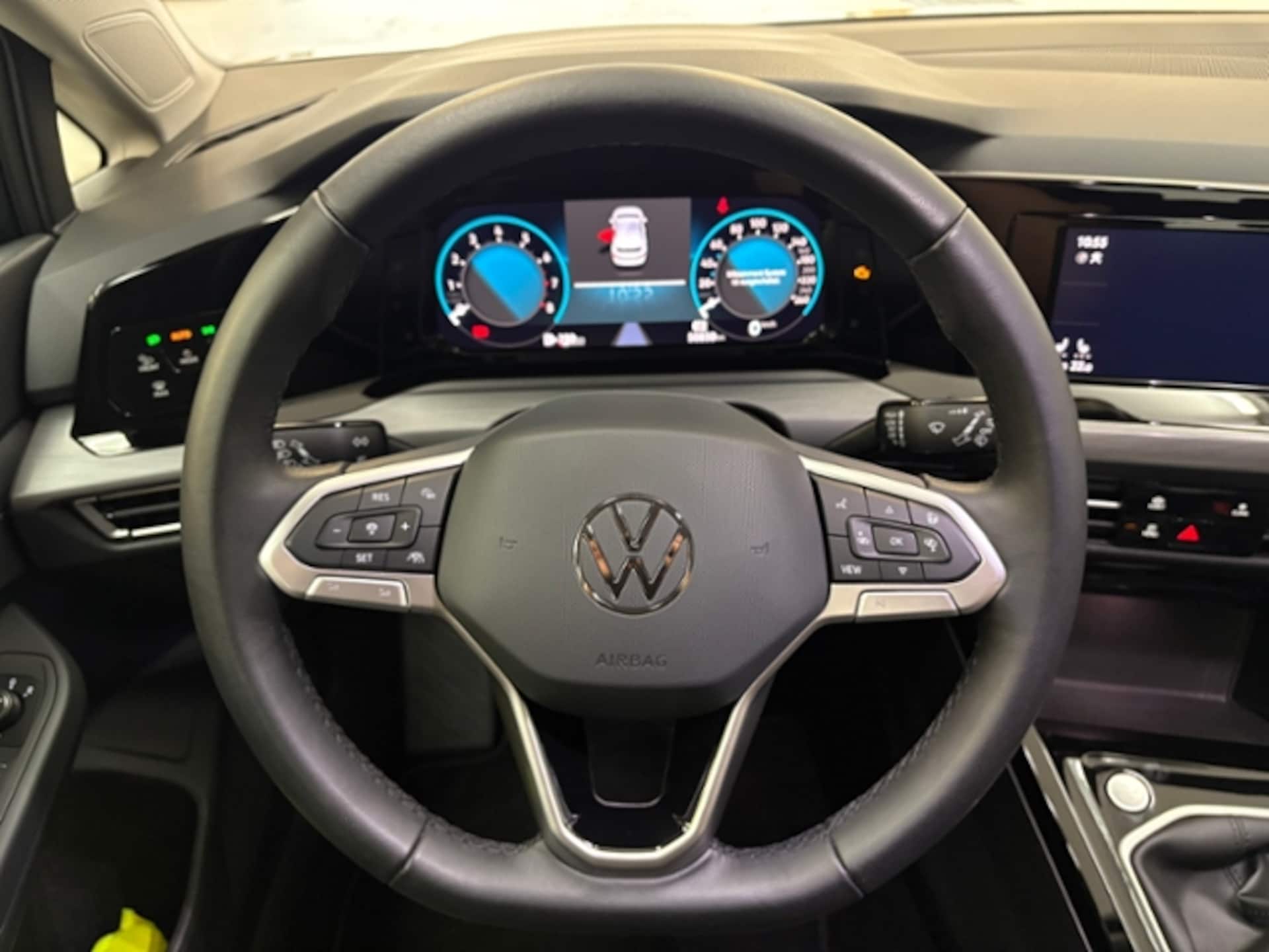 Volkswagen Golf Style