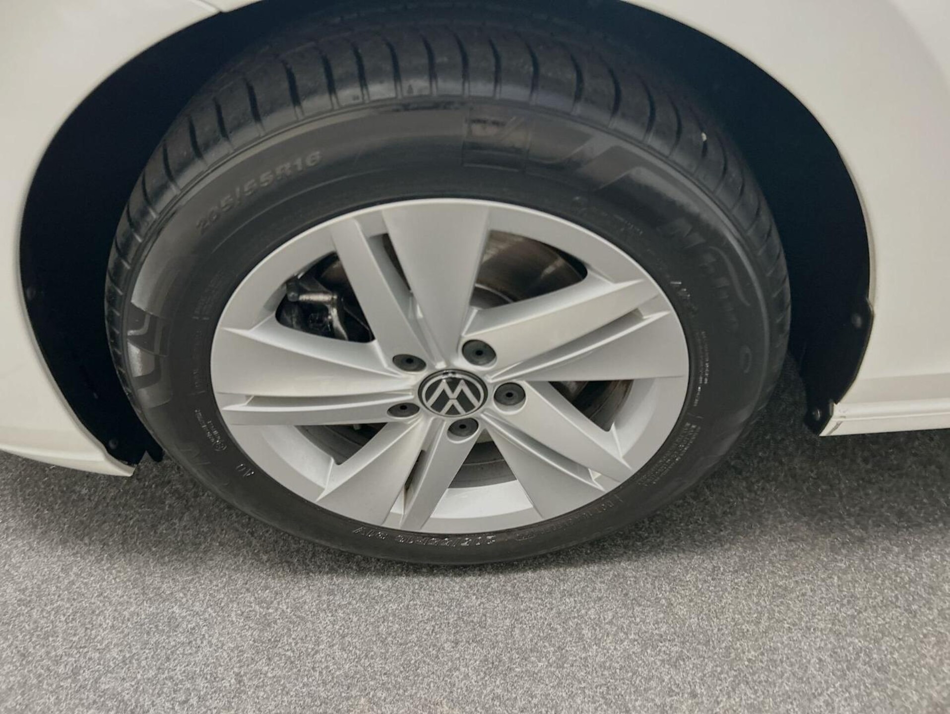 Volkswagen Golf Variant Life