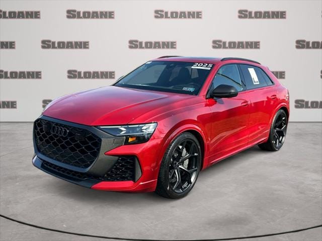 2025 Audi RS Q8 Base
