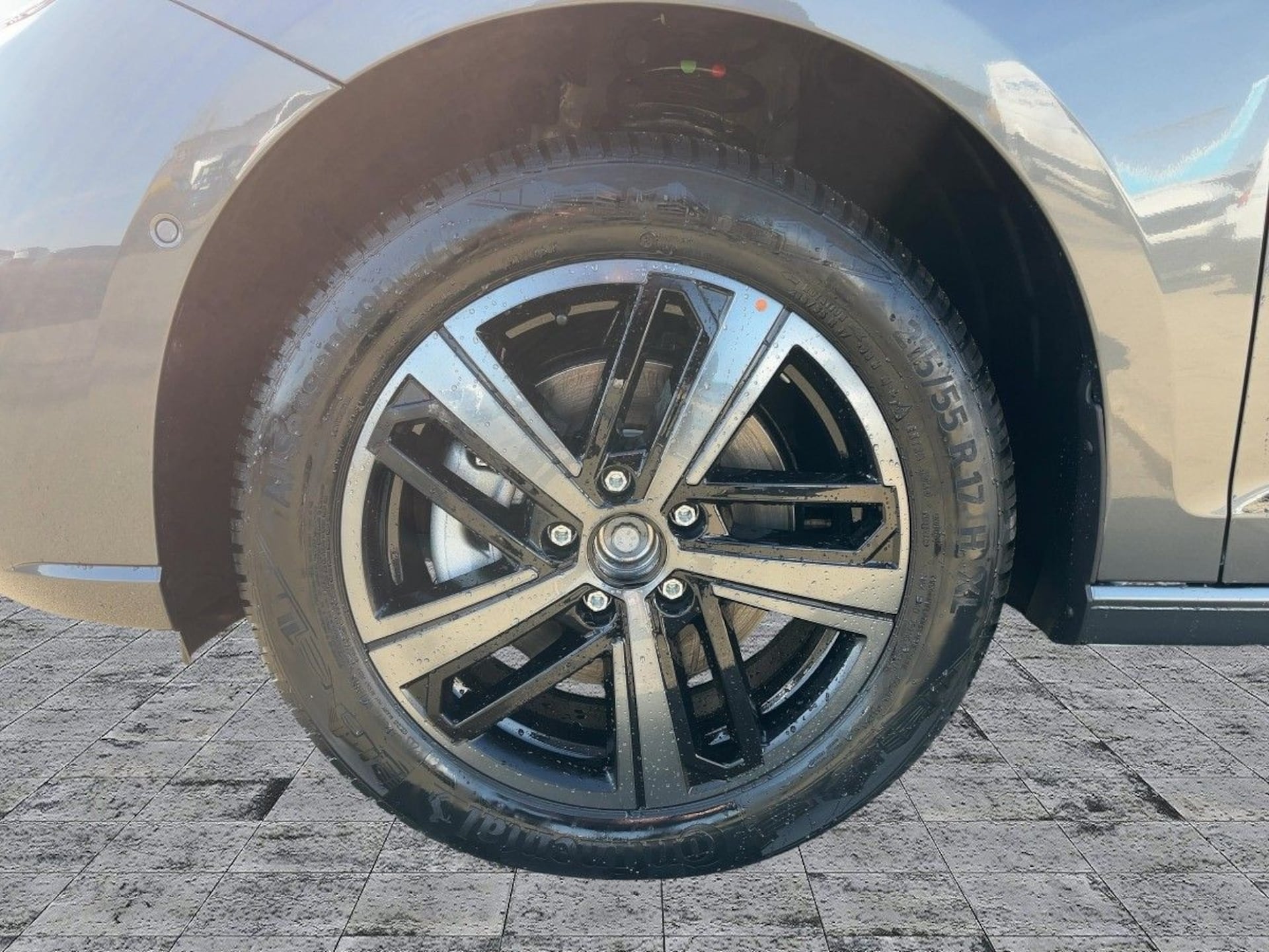 Volkswagen Caddy Maxi Basis-Modell