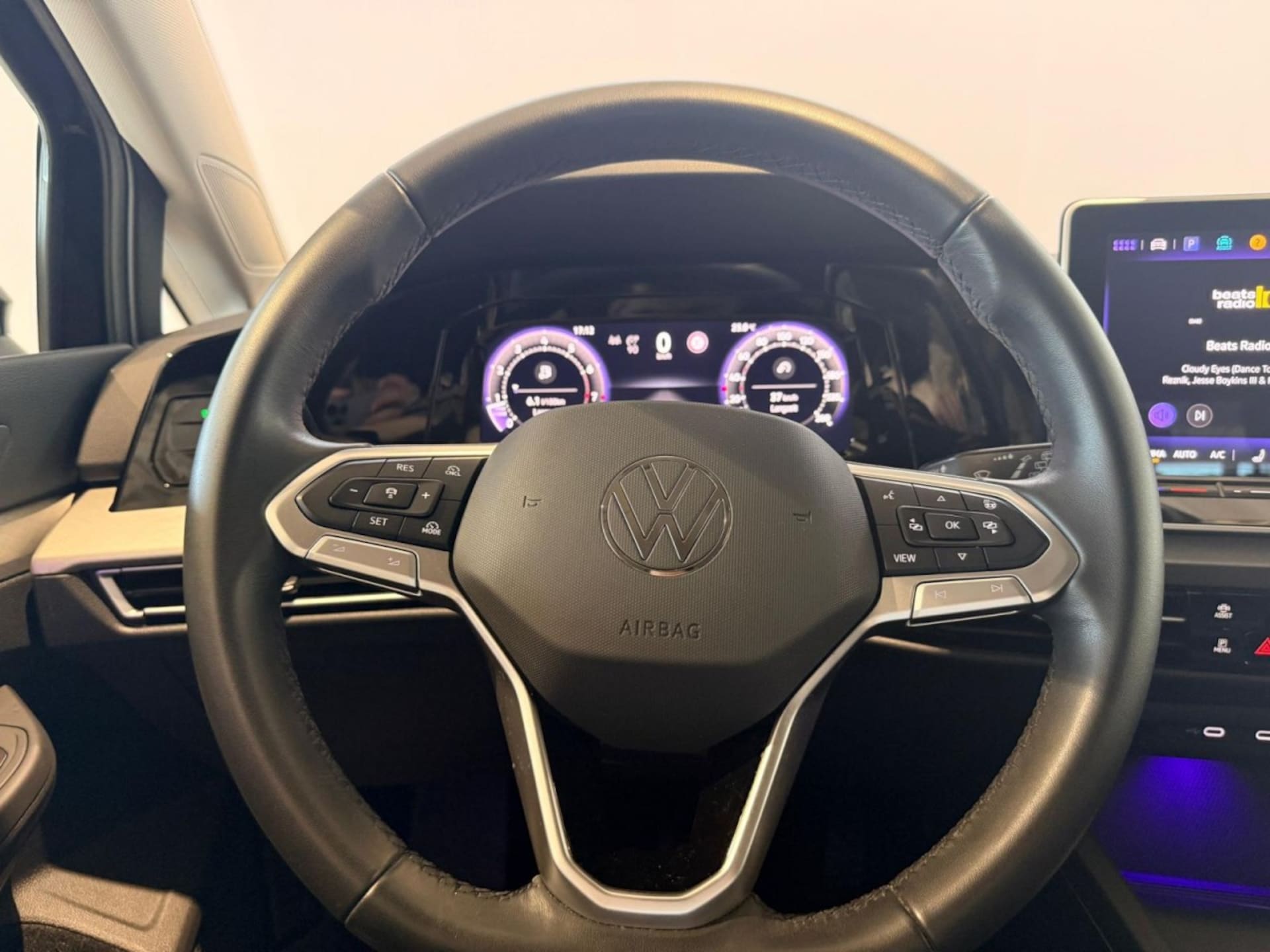 Volkswagen Golf Life