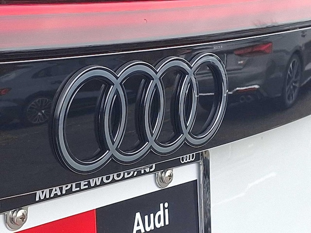 2026 Audi SQ8 Prestige - Photo 17