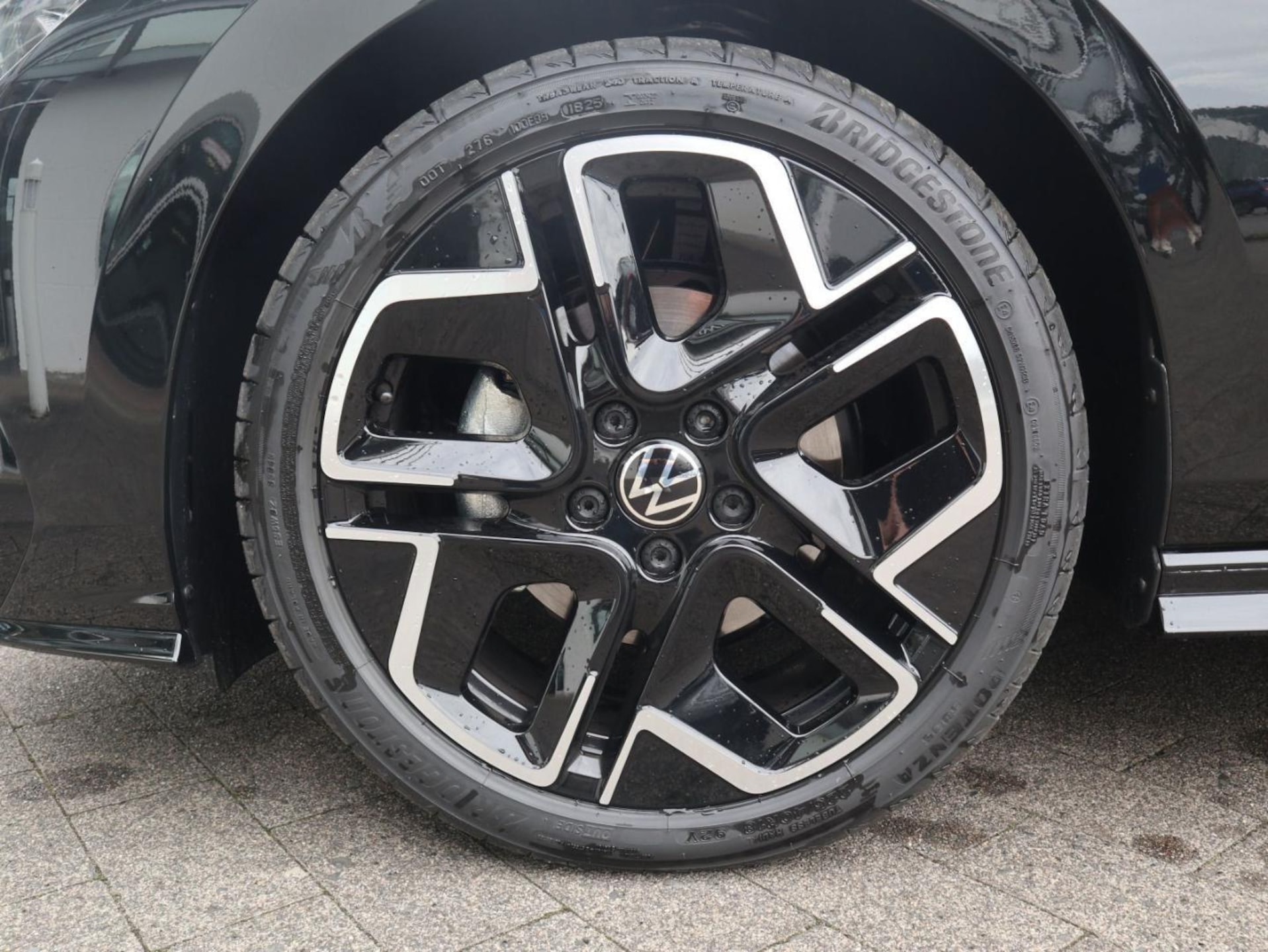 Volkswagen Golf R-Line