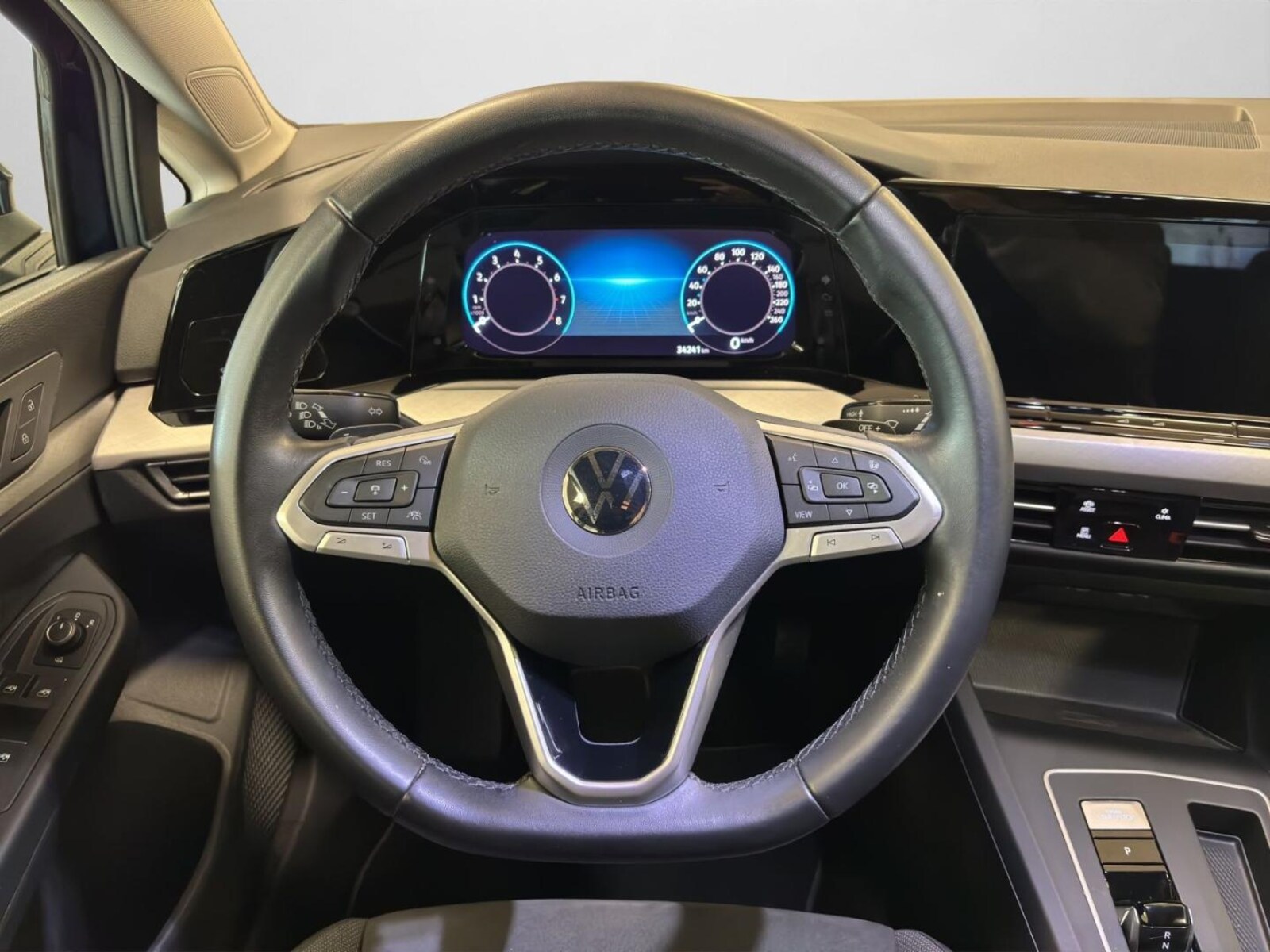 Volkswagen Golf Variant – Bild 9