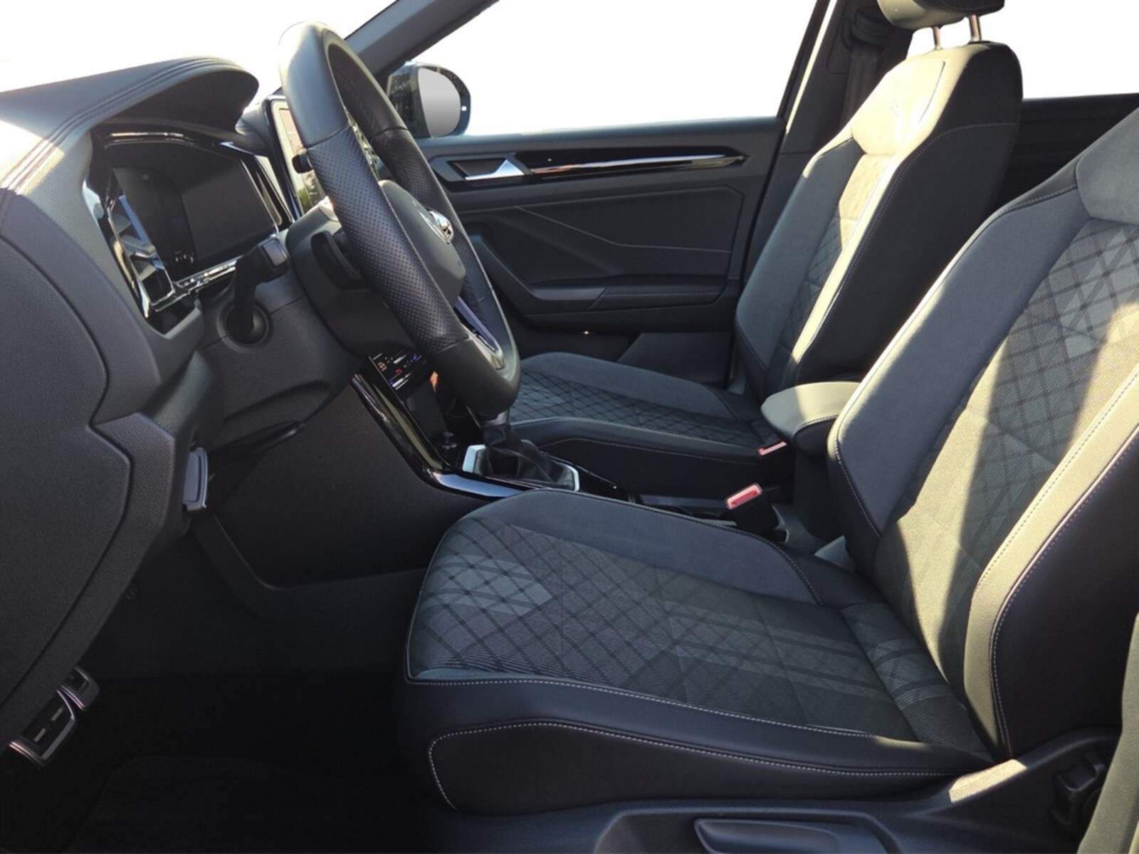 Volkswagen T-Roc – Bild 10