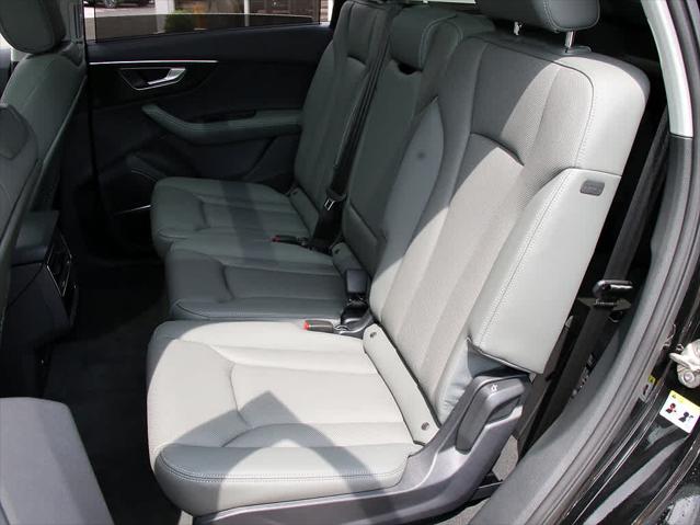 2025 AUDI Q7 - Image 13
