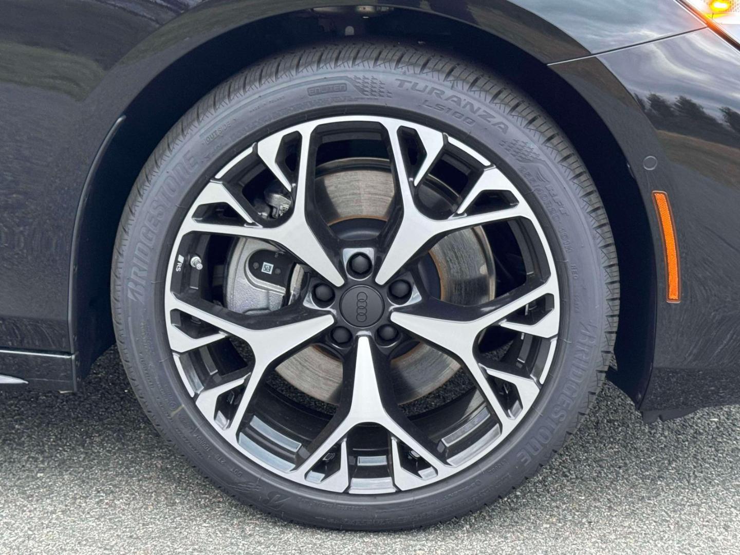 2026 Audi A6 Premium Plus - Photo 6
