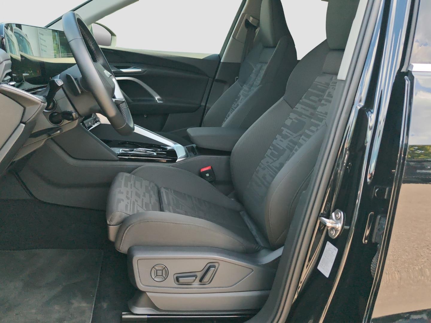 Bild über Audi Q5 SUV TDI quattro 150 kW S tronic - für weitere Informationen kontaktieren Sie den Audi Partner