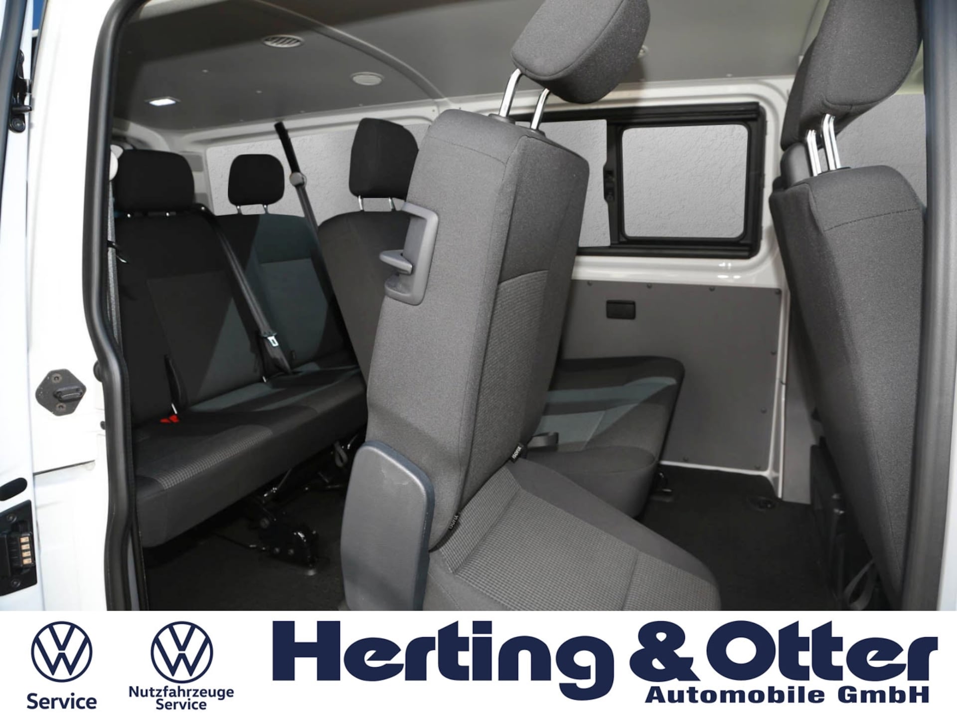 Volkswagen T6.1 Transporter Kombi langer Radstand