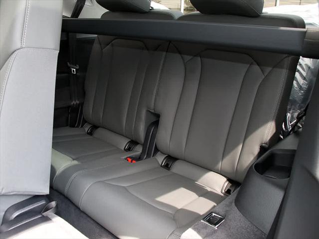 2025 AUDI Q7 - Image 14