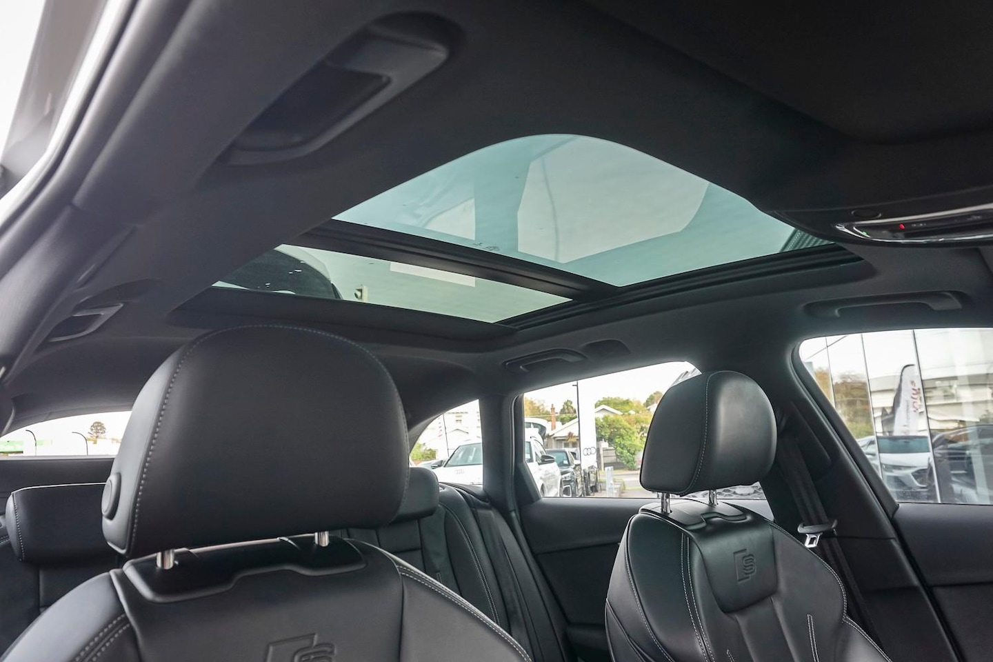Image about Audi A4 Avant S line 45 TFSI quattro S tronic