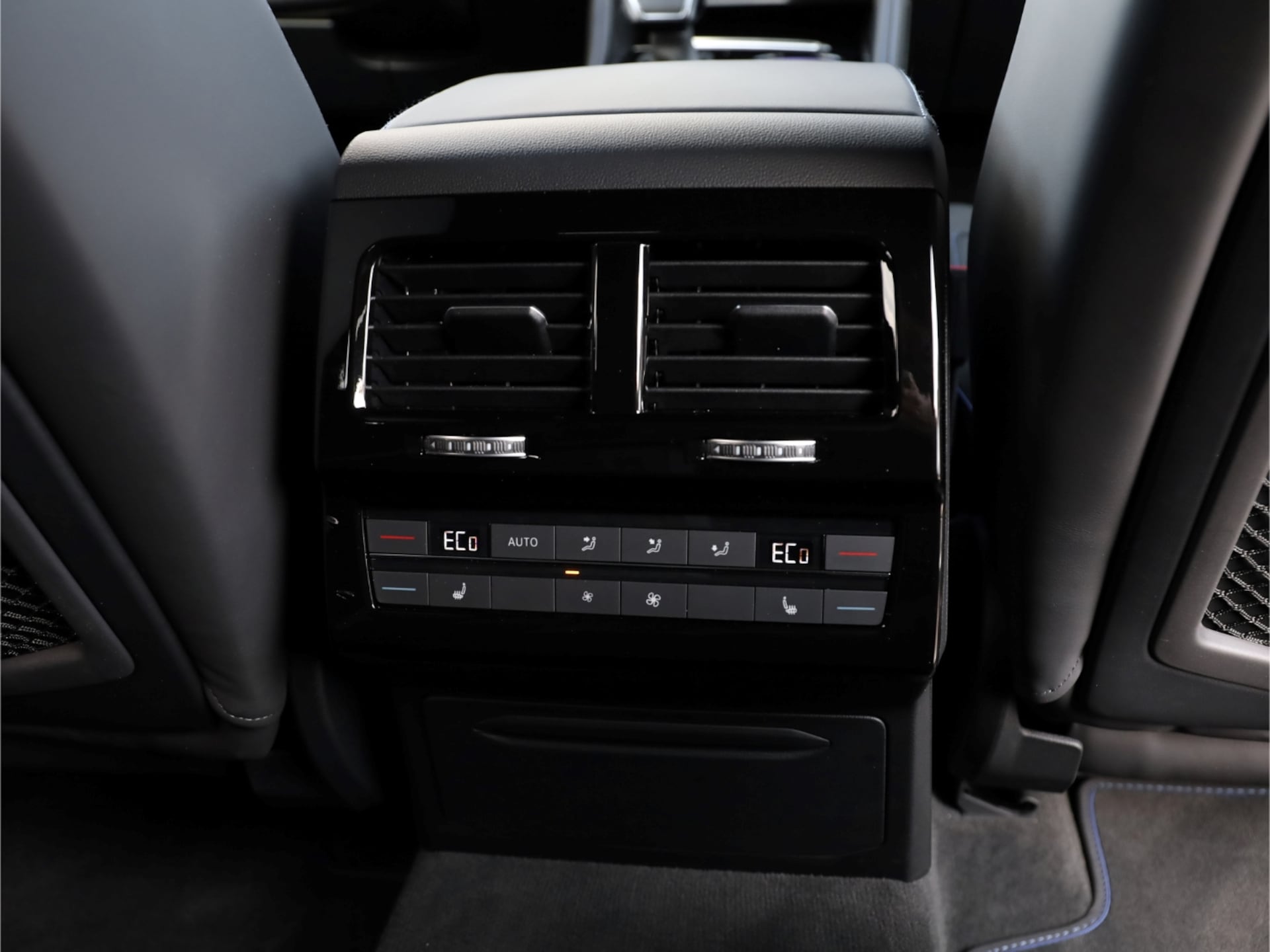 Volkswagen Touareg R