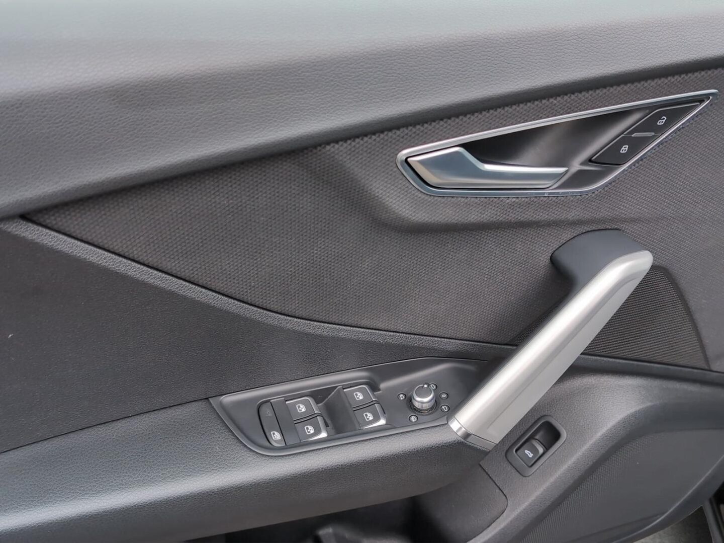 Bild über Audi Q2 advanced 40 TFSI quattro S tronic - für weitere Informationen kontaktieren Sie den Audi Partner