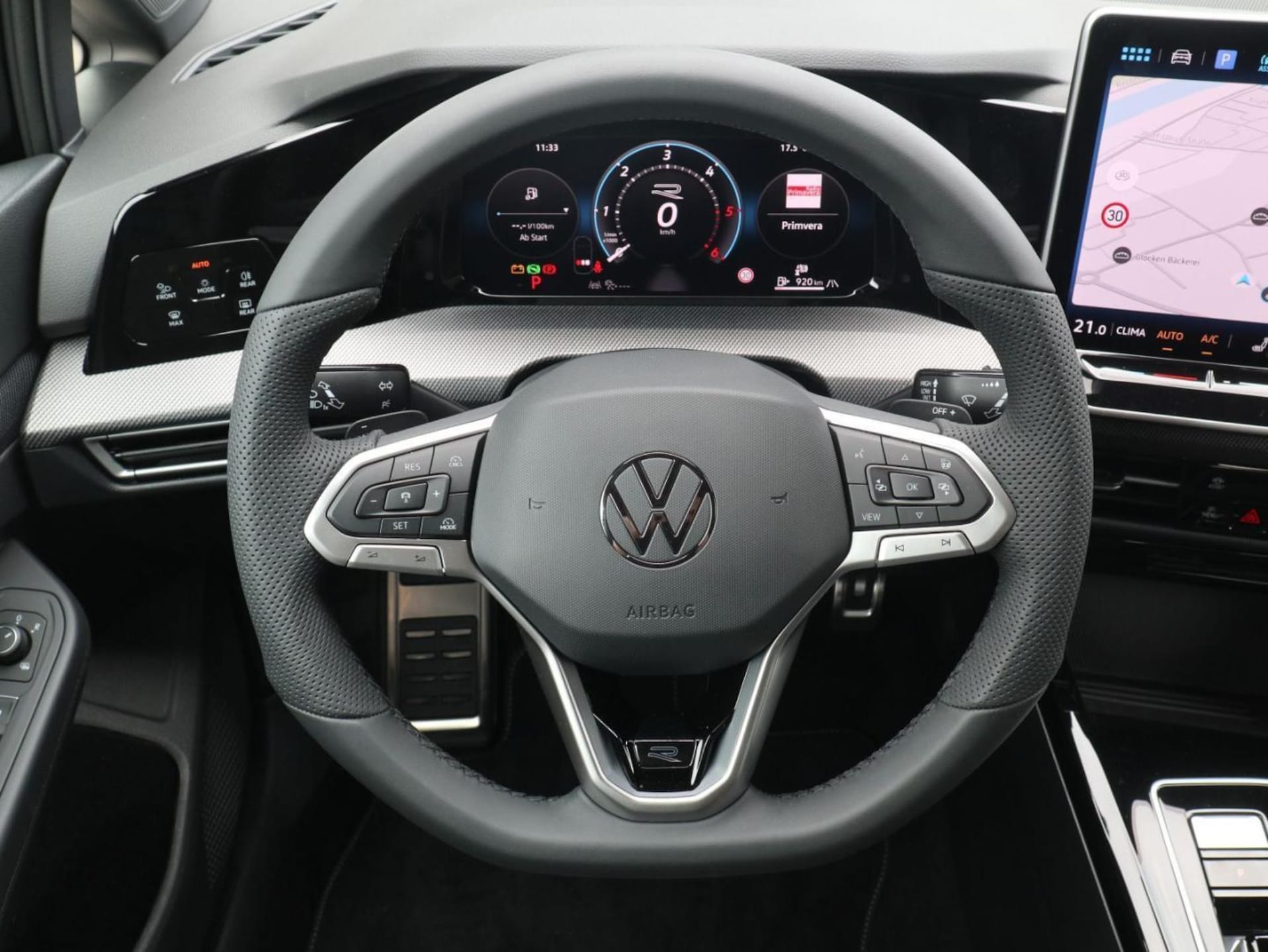 Volkswagen Golf R-Line