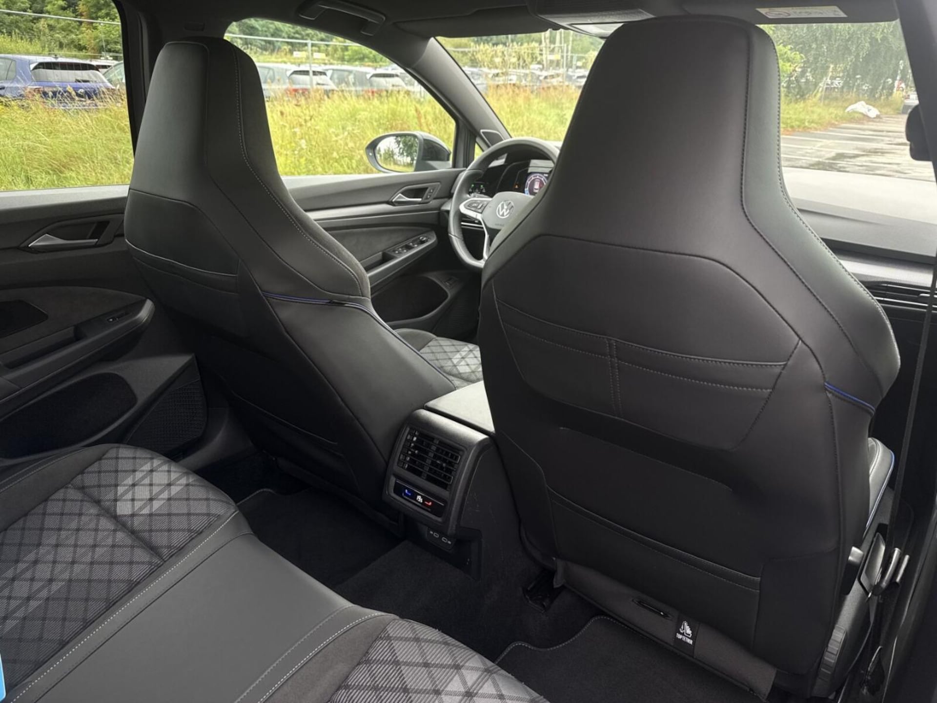 Volkswagen Golf Variant R-Line