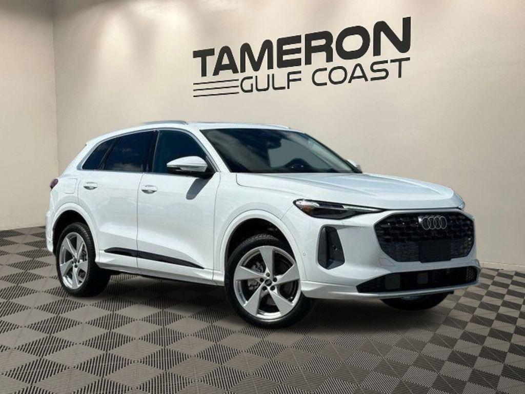 2025 Audi Q5 40 Premium Plus's photo