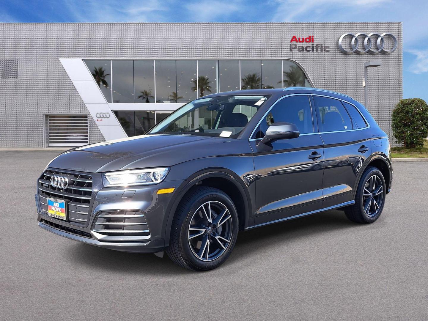 2020 Audi Q5 55 e quattro S tronic Premium's photo