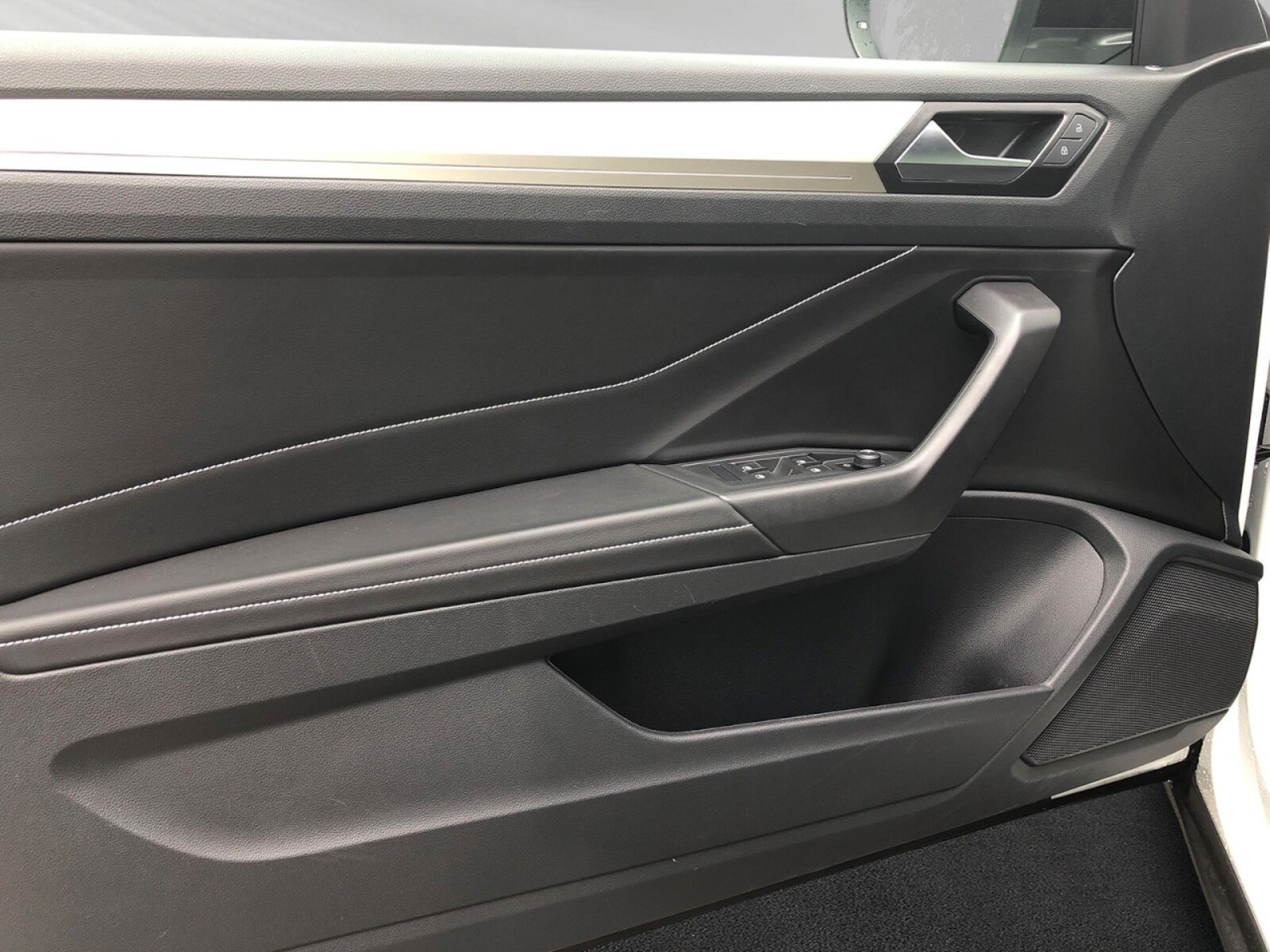 Volkswagen T-Roc Cabriolet – Bild 9