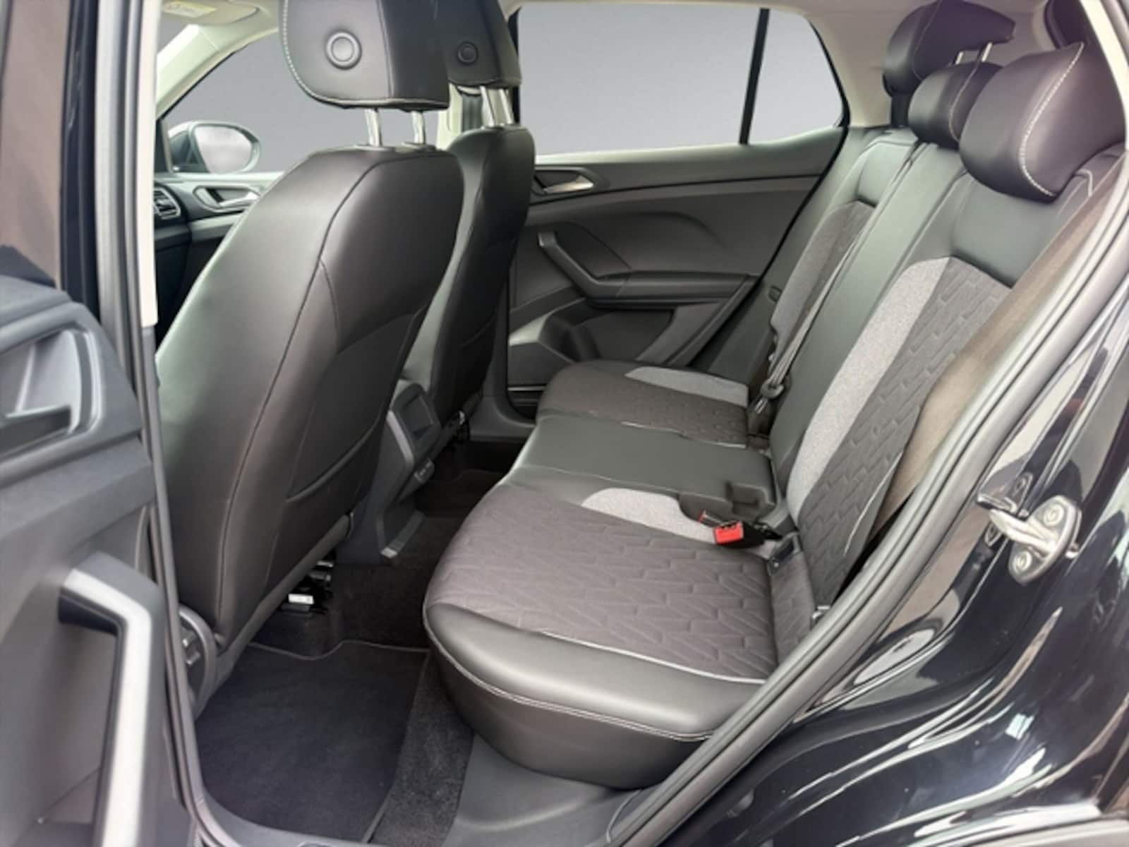Volkswagen T-Cross – Bild 10