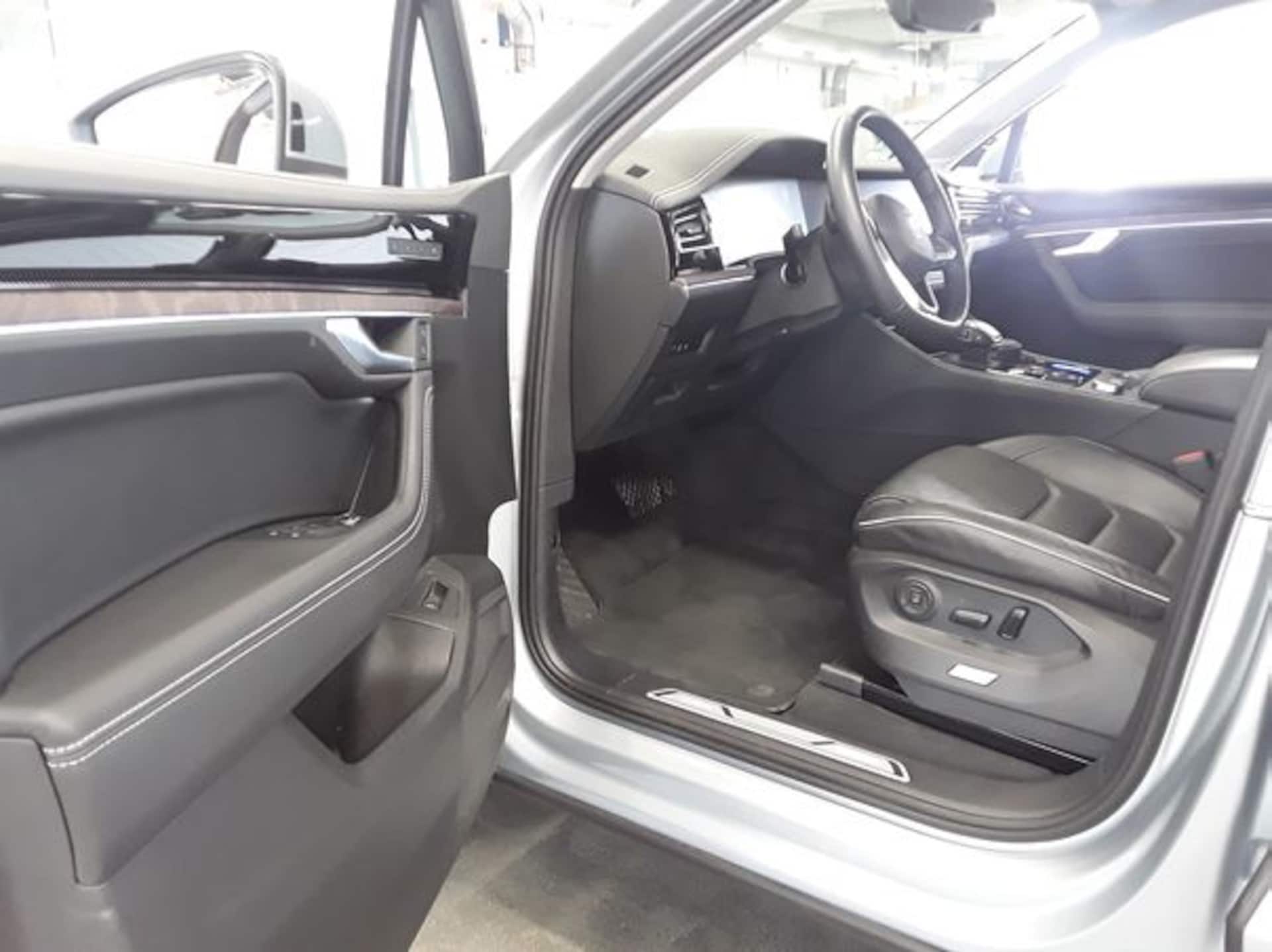 Volkswagen Touareg Elegance