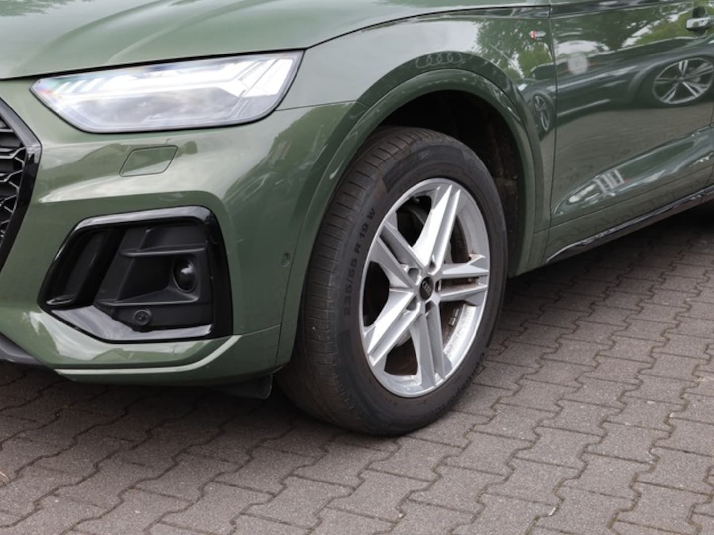 Bild über Audi Q5 Sportback 40 TDI quattro S tronic - für weitere Informationen kontaktieren Sie den Audi Partner