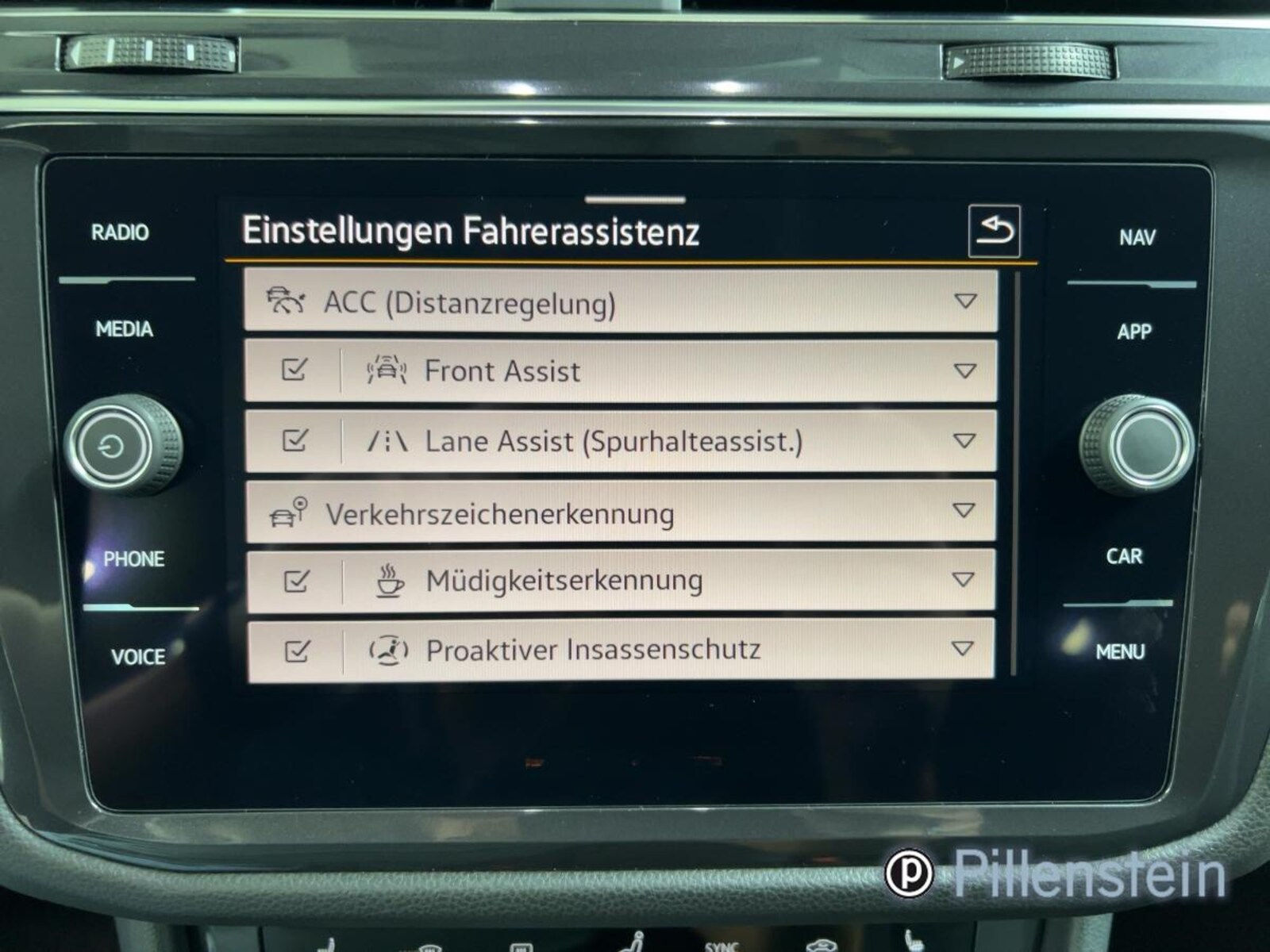 Volkswagen Tiguan Allspace – Bild 11