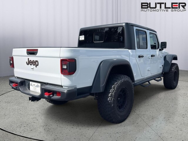 2024 Jeep Gladiator