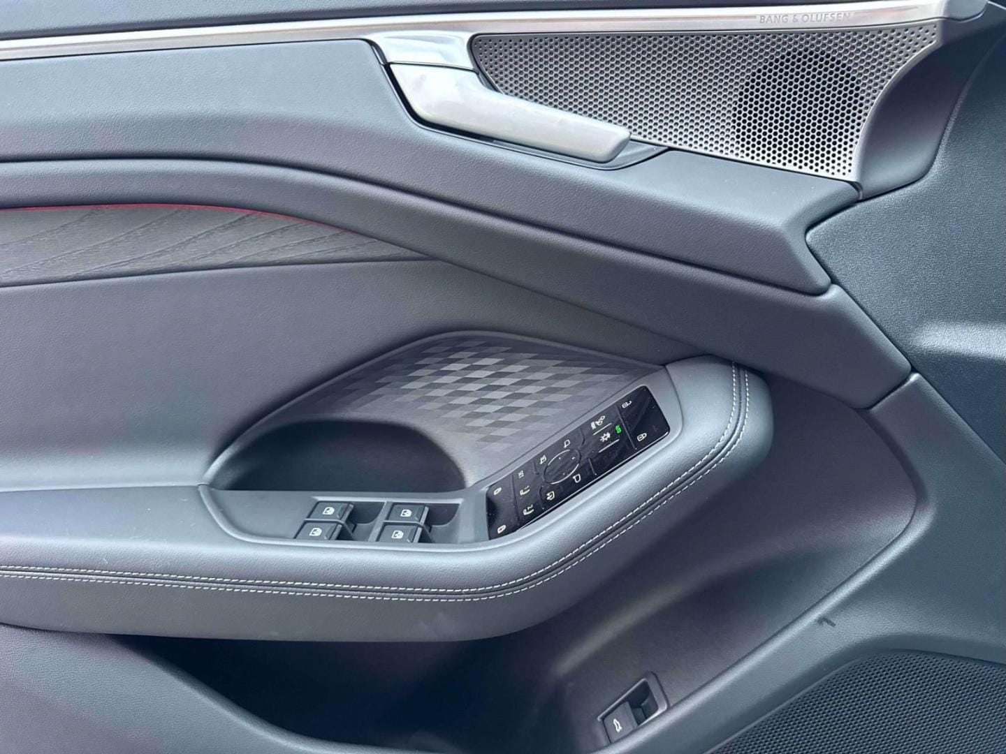 2026 Audi A6 Premium Plus - Photo 11