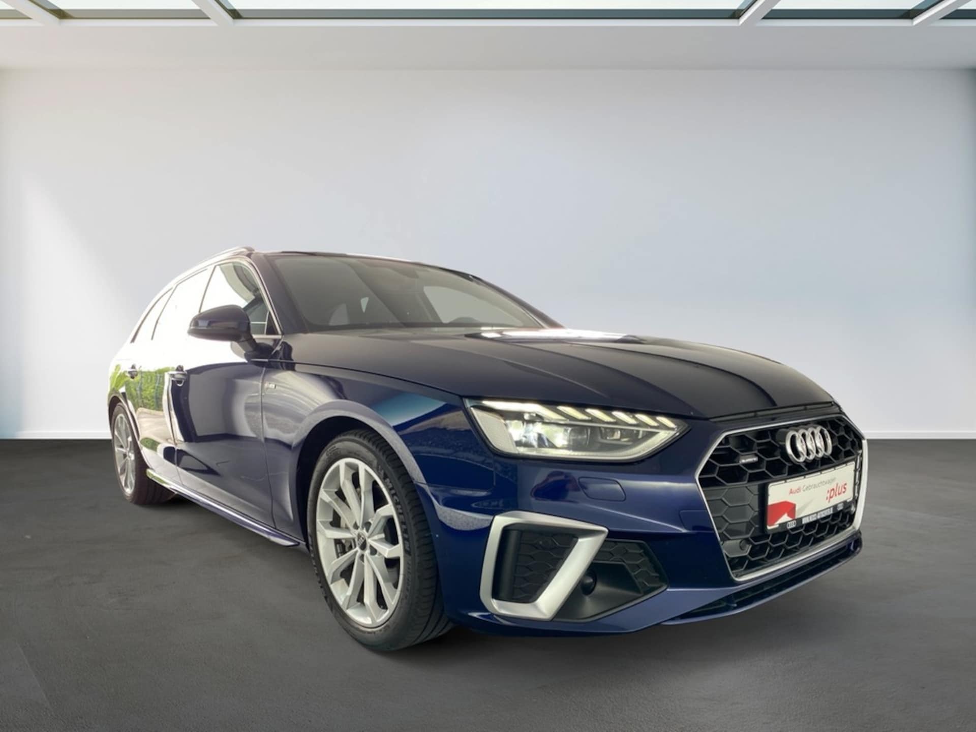 Audi A4 Avant S line