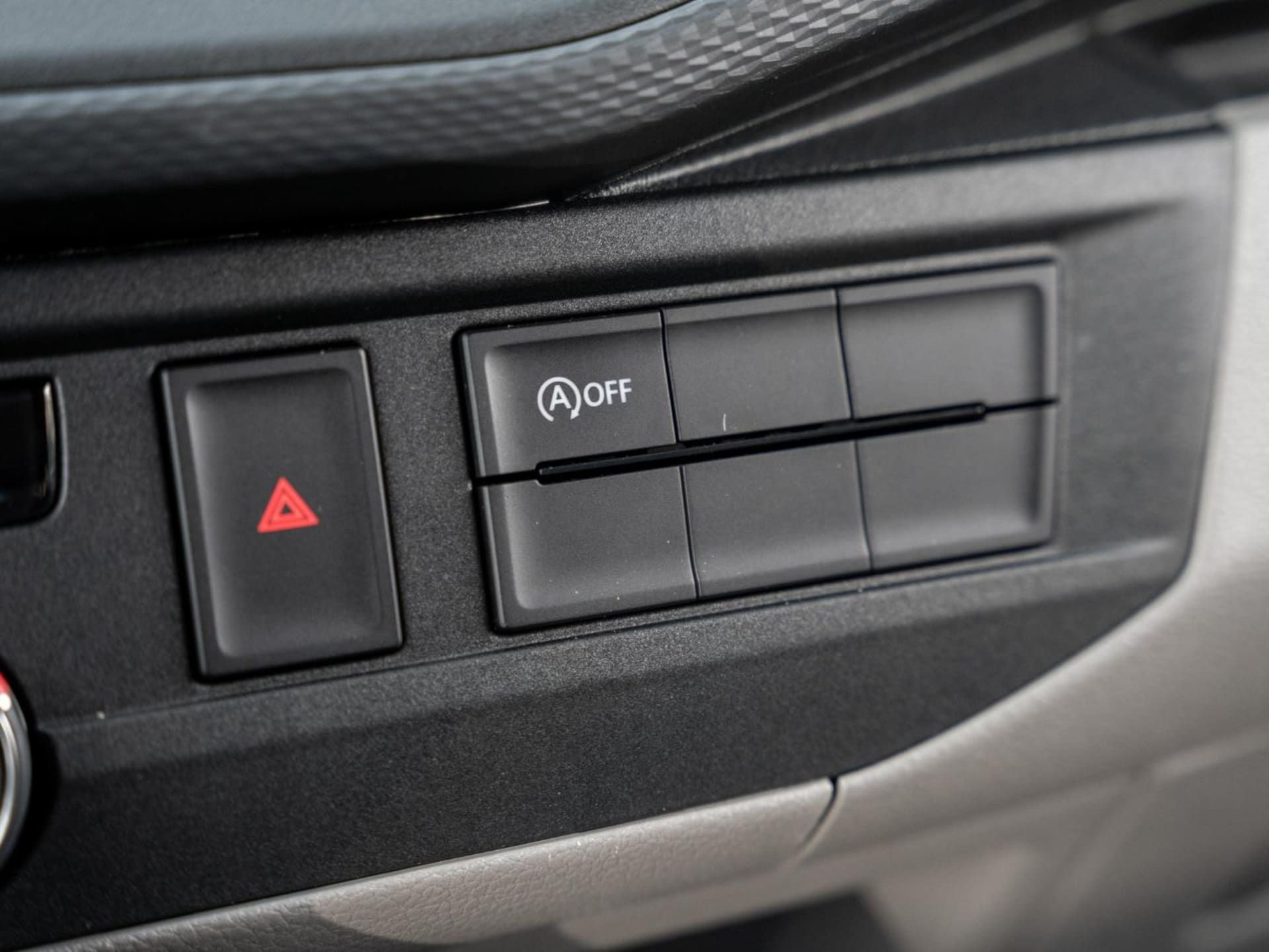 Volkswagen T6.1 Transporter Kasten langer Radstand