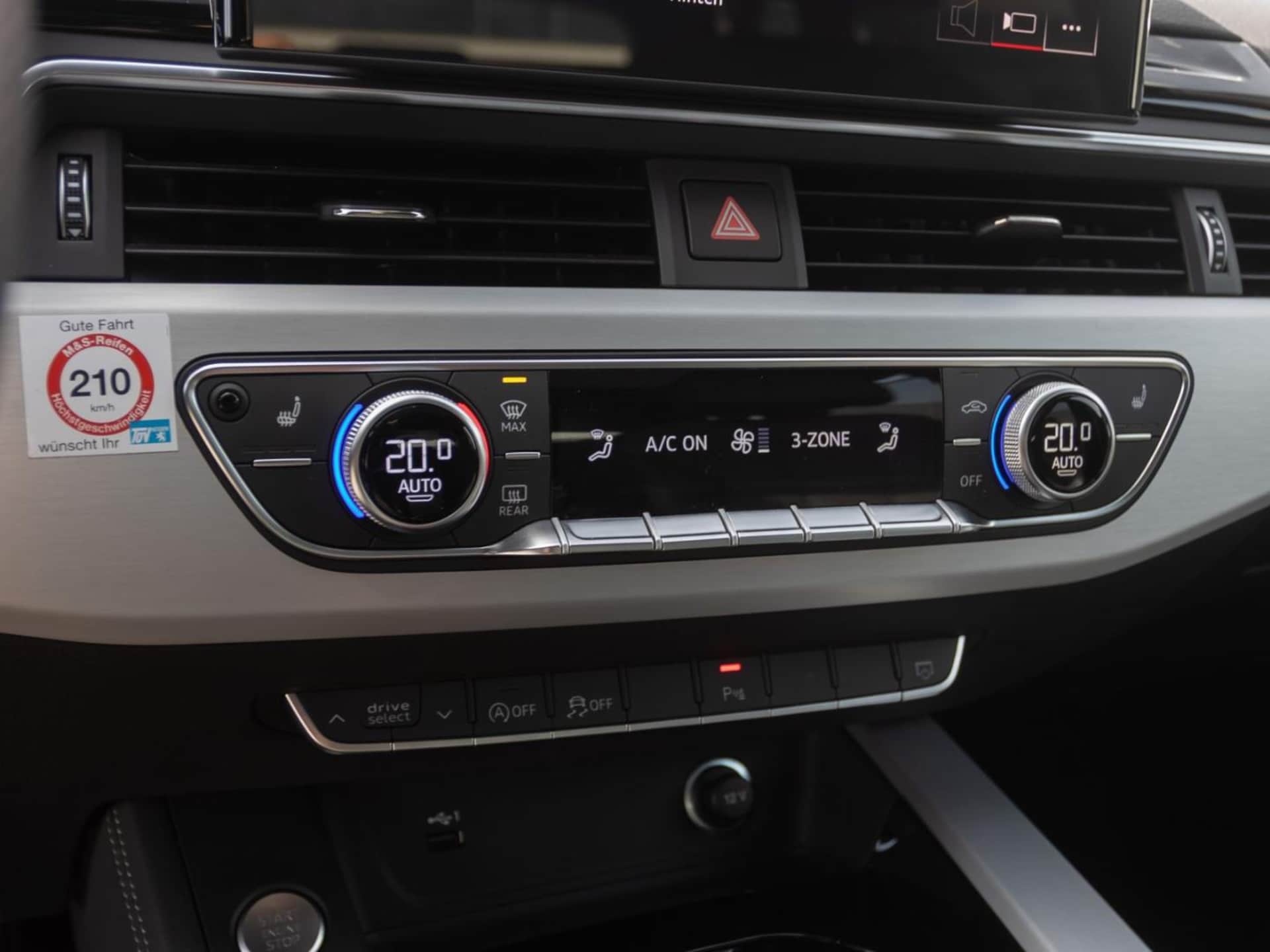 Audi A4 Avant S line