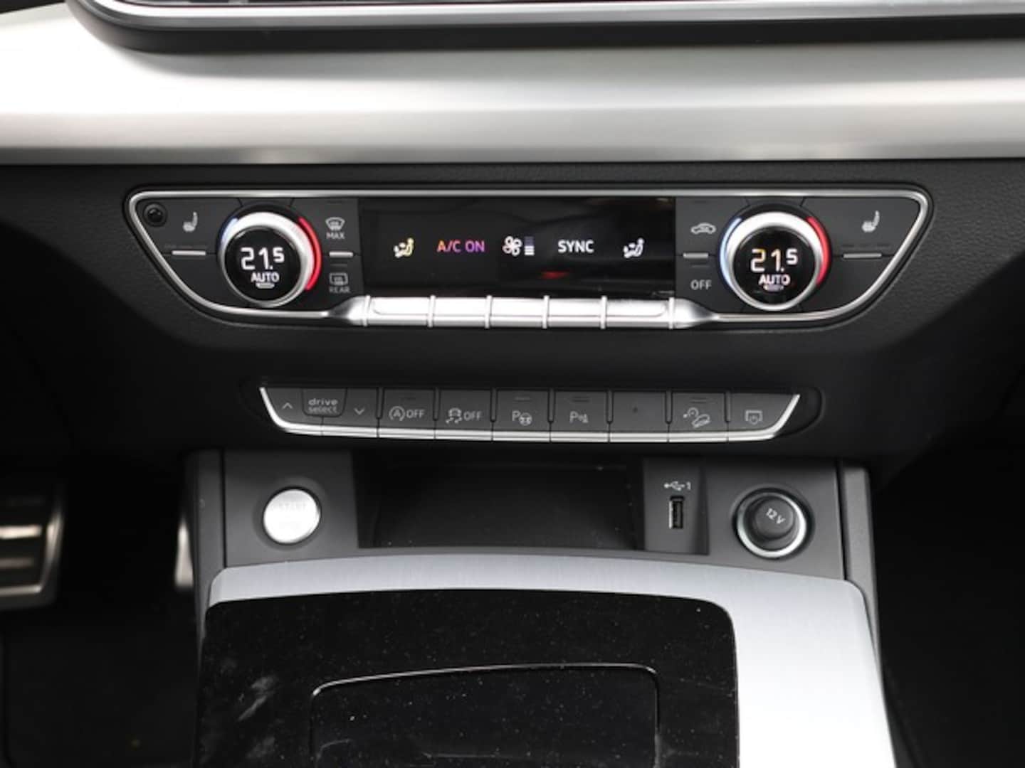 Bild über Audi Q5 Sportback 40 TDI quattro S tronic - für weitere Informationen kontaktieren Sie den Audi Partner