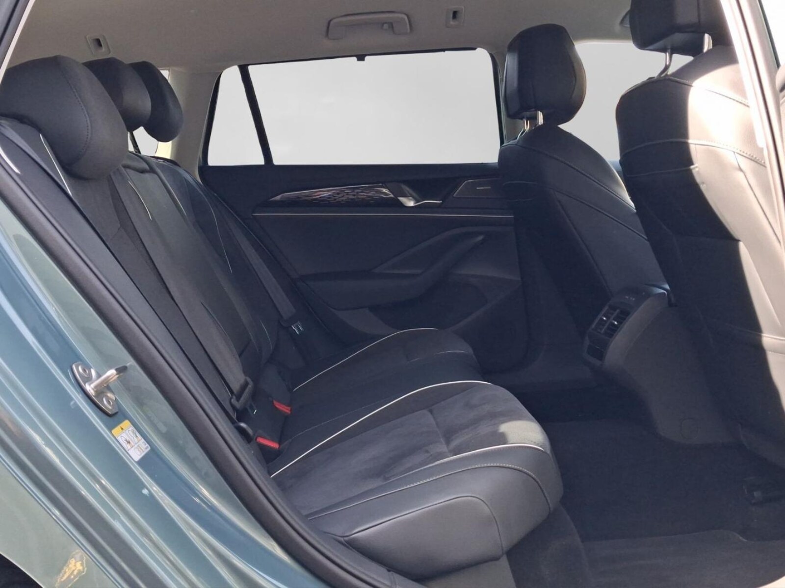 Volkswagen Passat – Bild 6