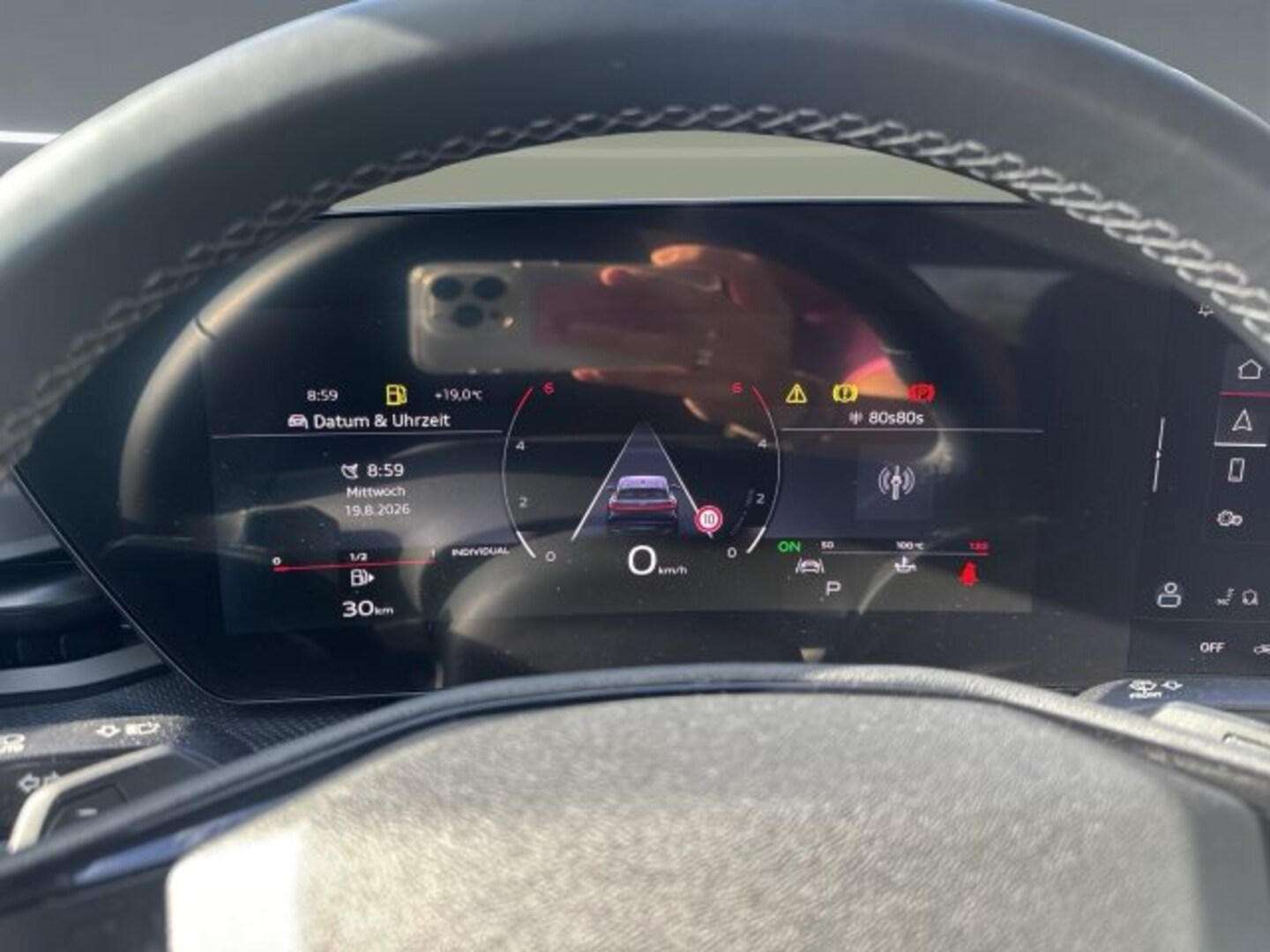 Bild über Audi Q5 Sportback TDI quattro 150 kW S tronic - für weitere Informationen kontaktieren Sie den Audi Partner