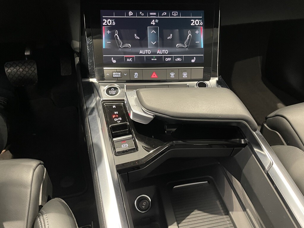 Image about Audi e-tron Sportback e-tron Sportback 55 quattro Proline 300,00 kW