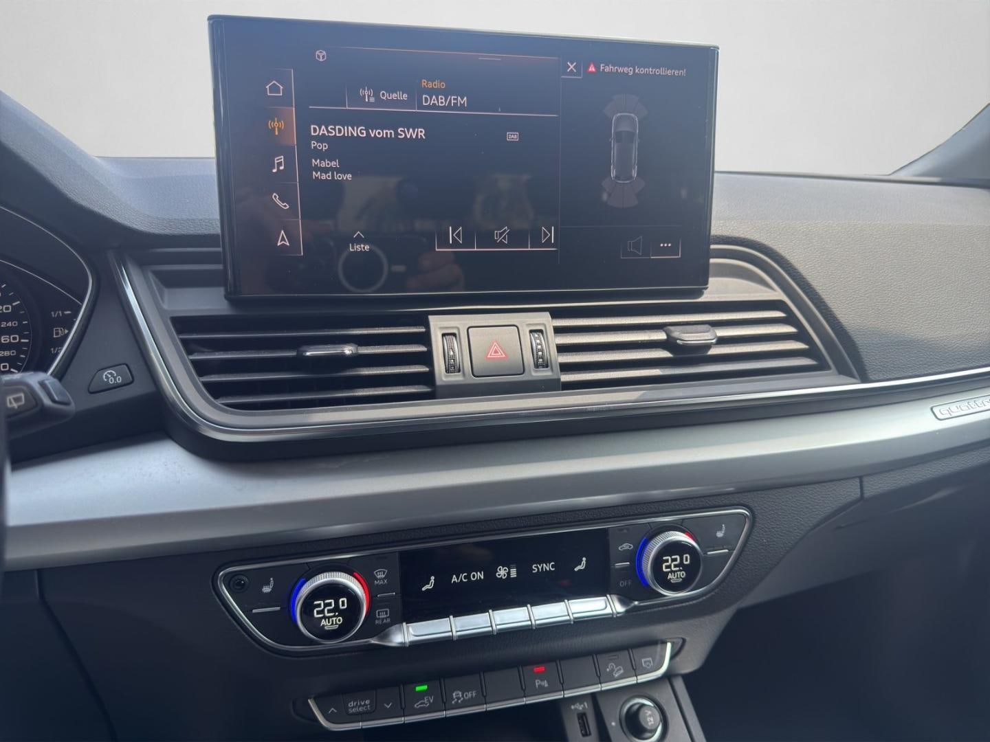 Bild über Audi Q5 TFSI e 50 TFSI e quattro S tronic - für weitere Informationen kontaktieren Sie den Audi Partner