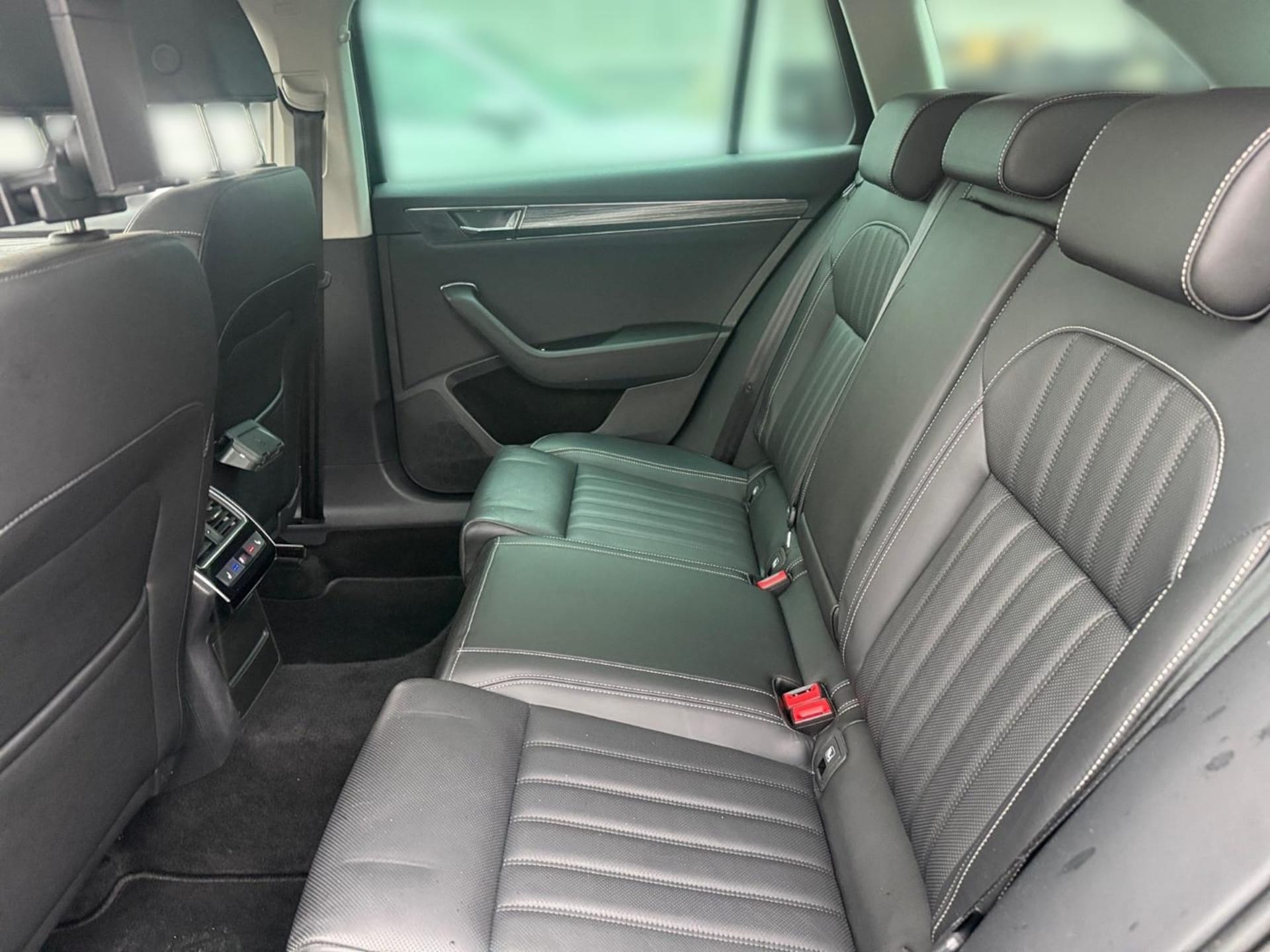 Skoda Superb Combi PREMIUM EDITION