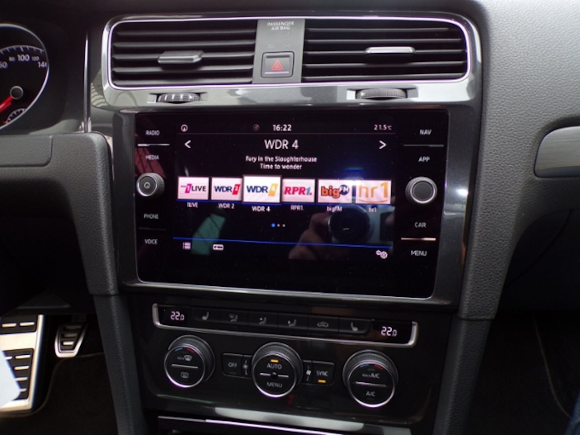 Volkswagen Golf R-Line