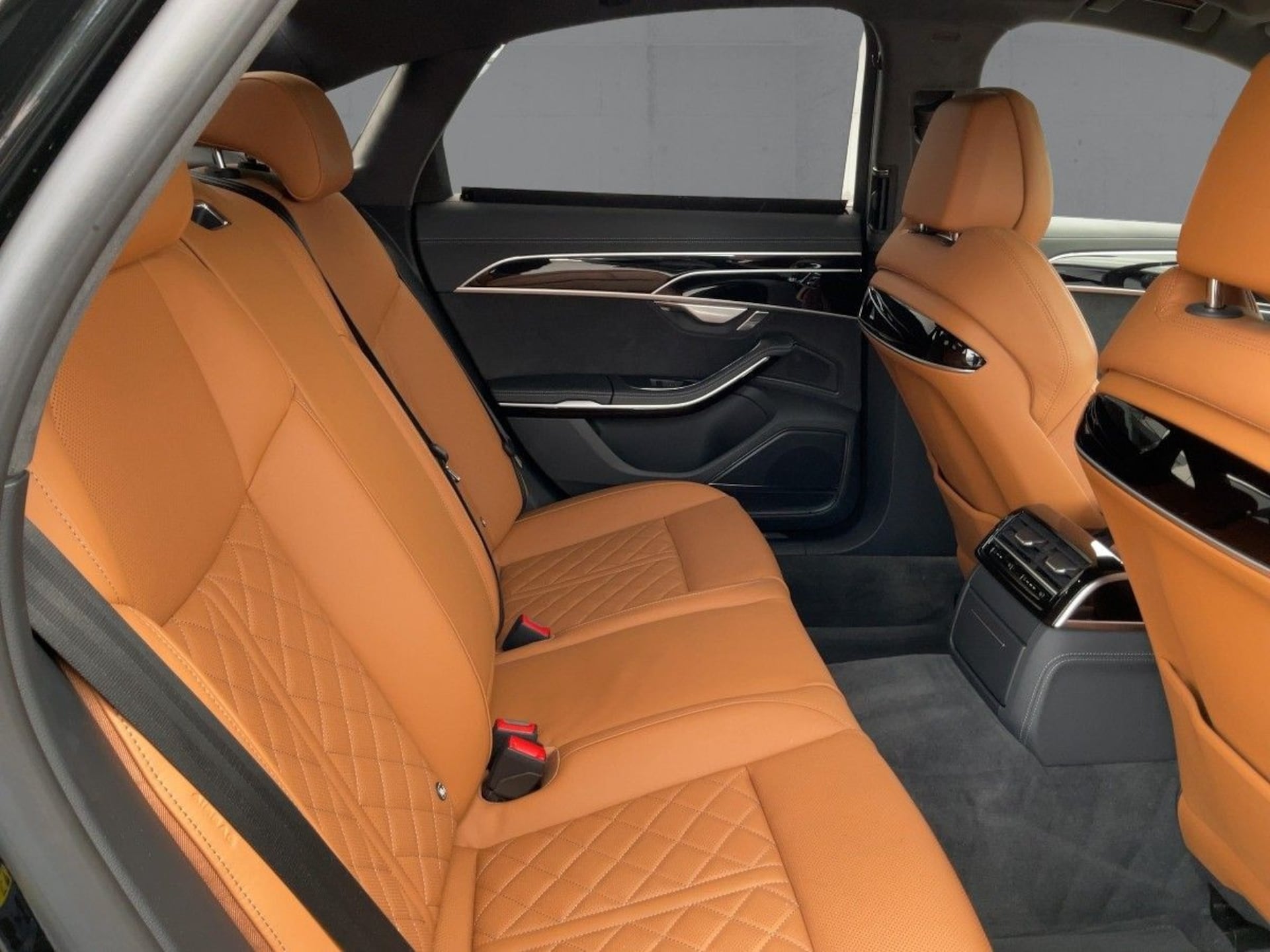 Audi A8 TFSI e