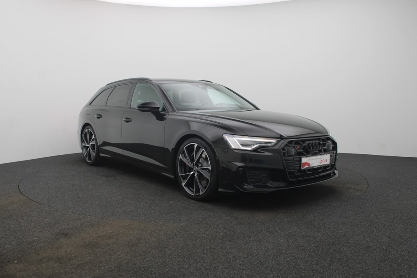 Bild über Audi S6 Avant TDI quattro tiptronic - für weitere Informationen kontaktieren Sie den Audi Partner