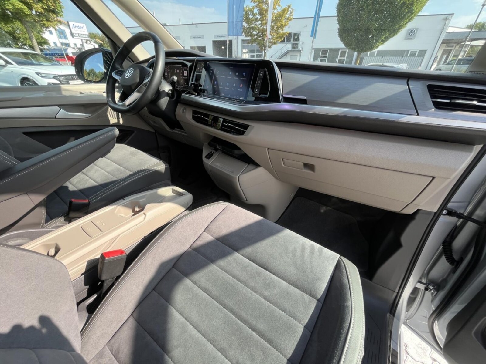 Volkswagen Multivan Langversion – Bild 15